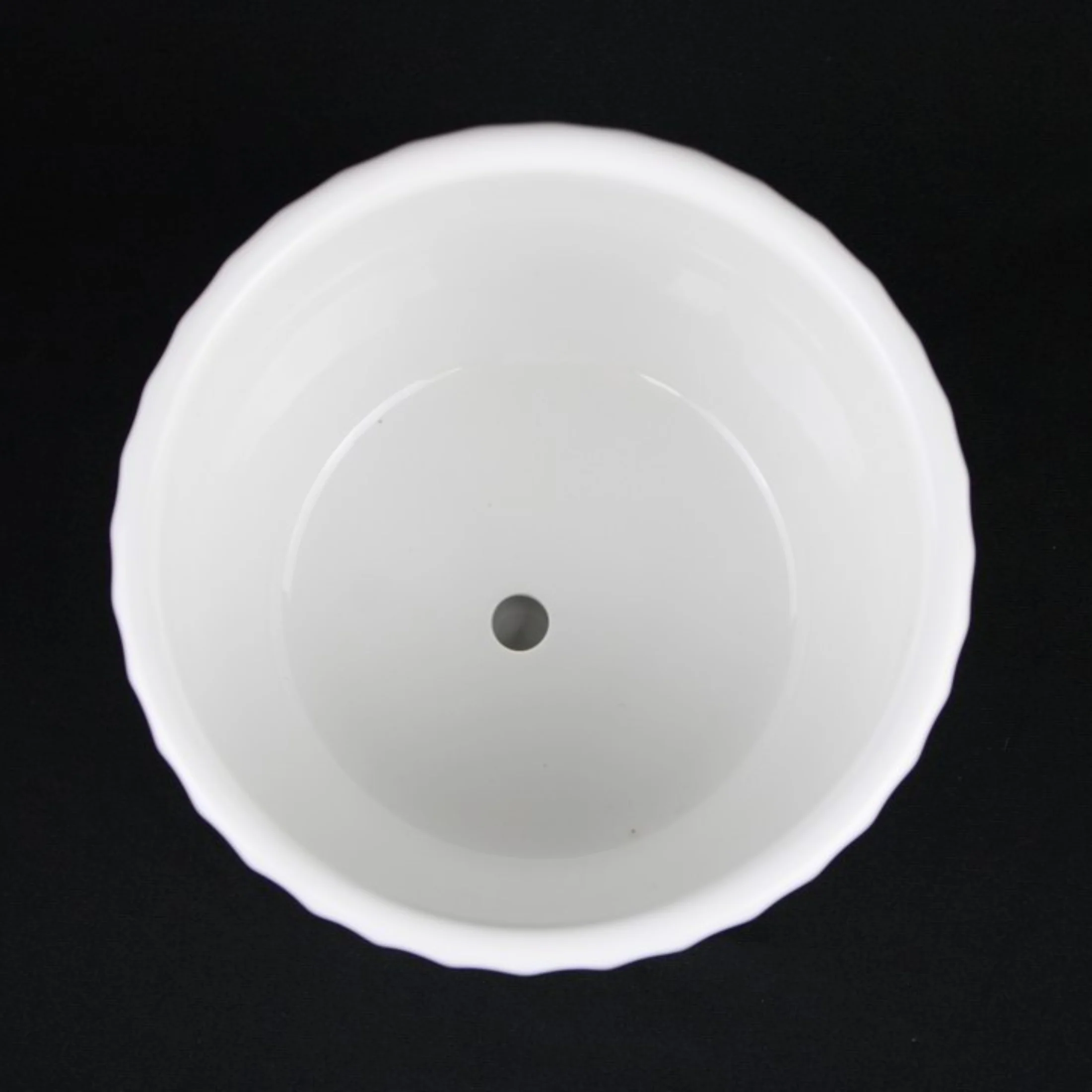 3-Piece White Ceramic Planter Pot Set with Vertical Fluted Design & Matching Saucers - Image 8