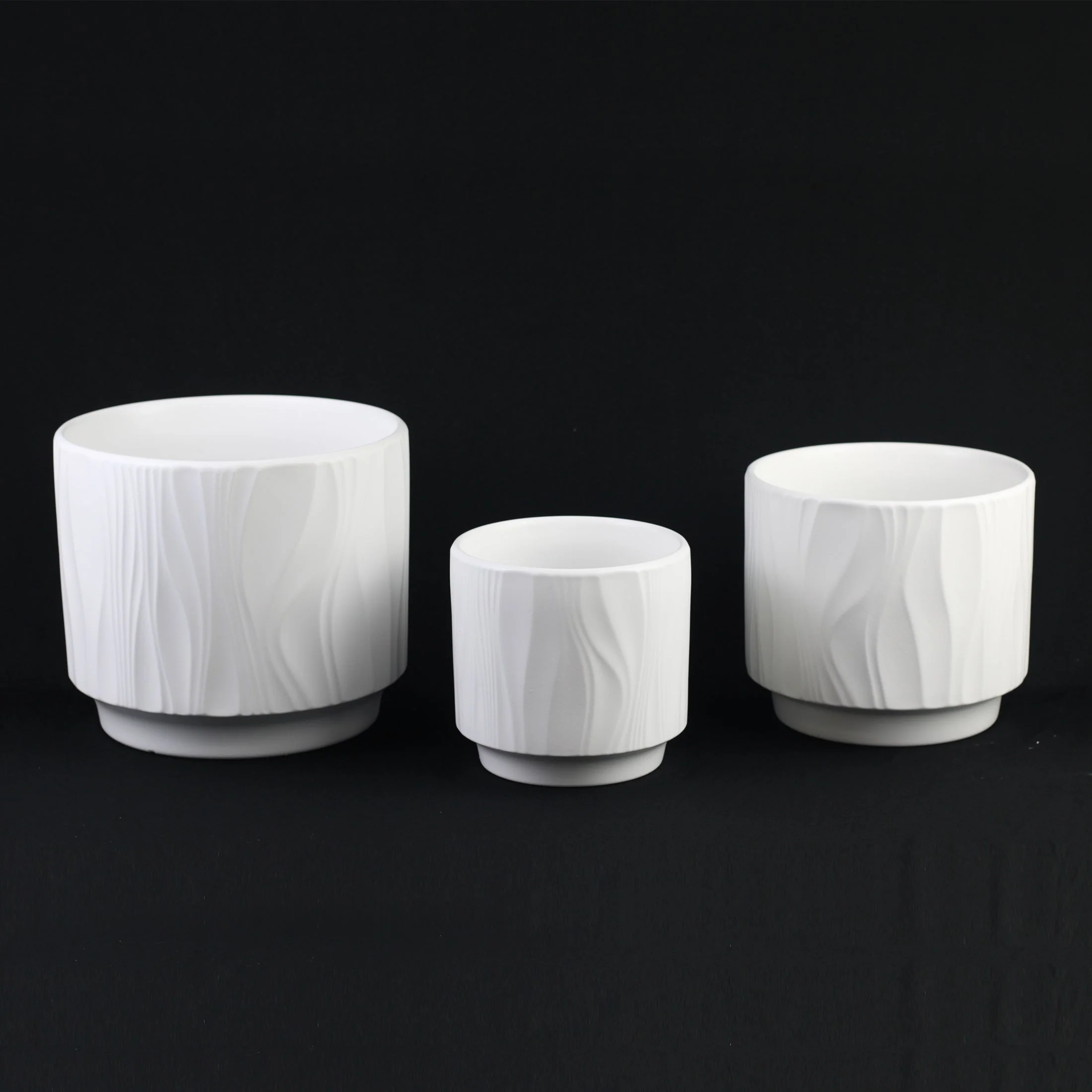 3-Piece White Stoneware Planter Pot Set with Embossed Texture - Image 3