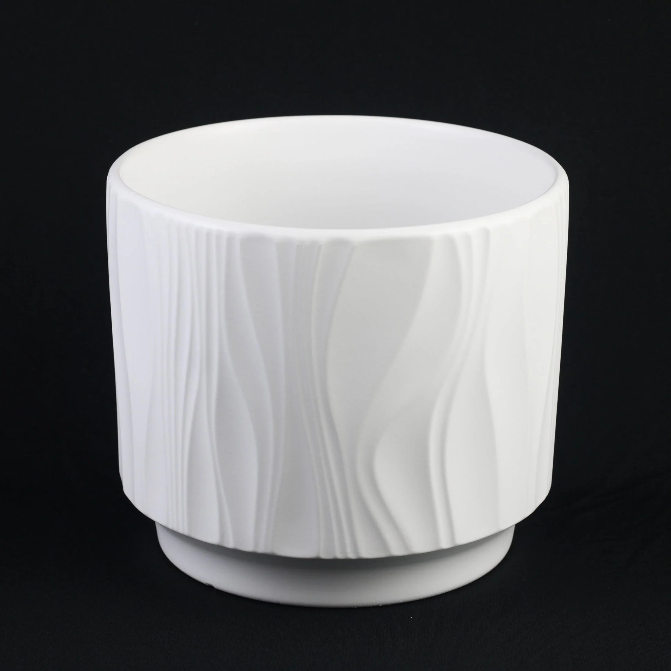 3-Piece White Stoneware Planter Pot Set with Embossed Texture - Image 4