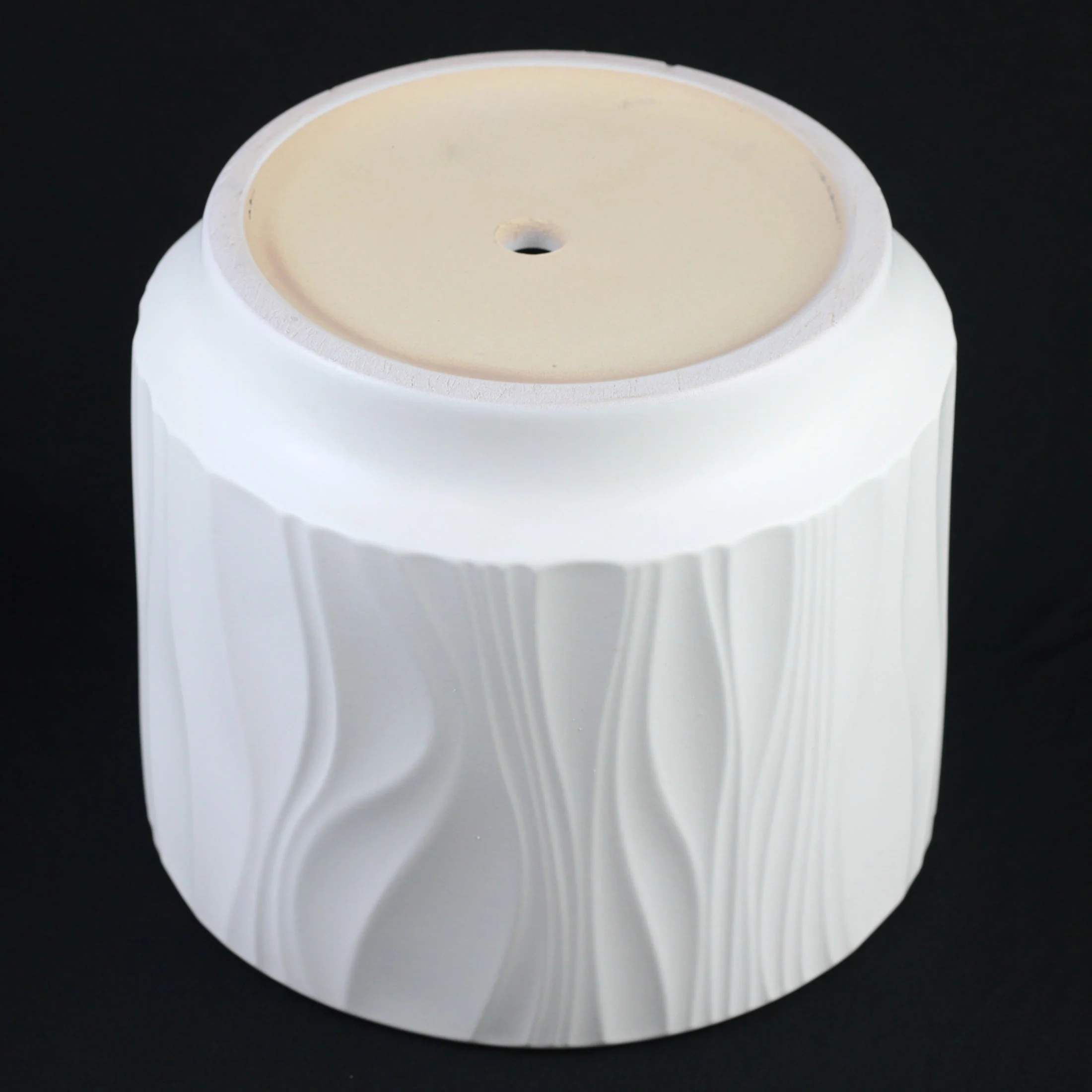 3-Piece White Stoneware Planter Pot Set with Embossed Texture - Image 8