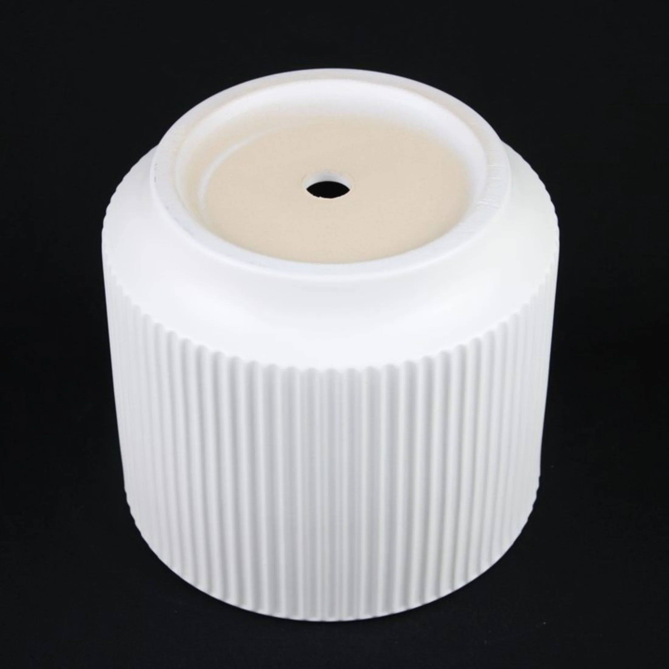 3-Piece White Stoneware Planter Pot Set with Ribbed Texture - Image 9
