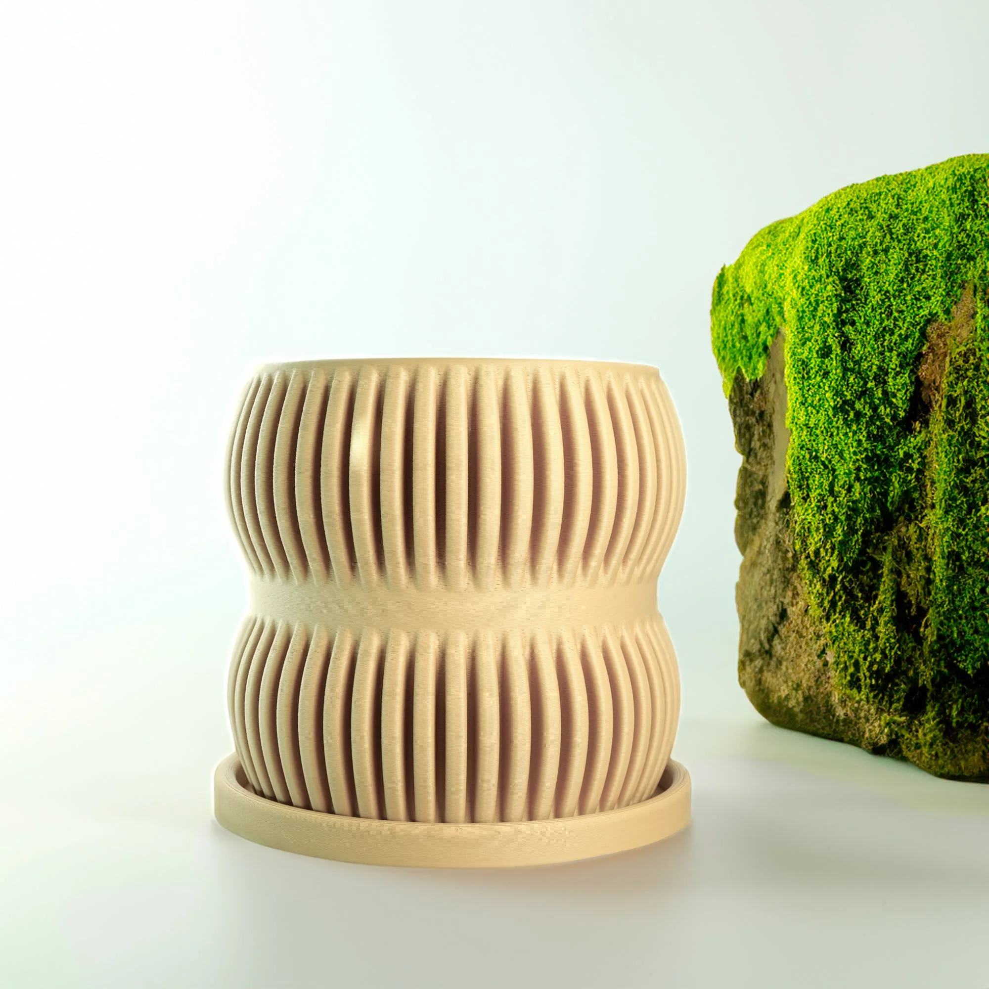 Aureus Planter with Drainage - Image 11